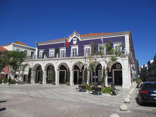 Edificio dos Pacos do Concelho de Setubal
