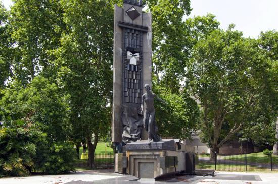 Monumento a Eva Peron
