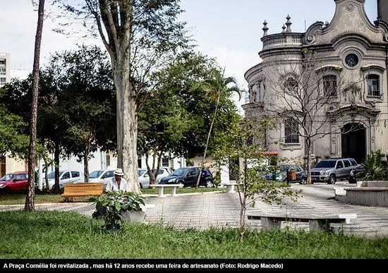 Praça Cornélia