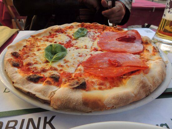 Lucy Pizza
