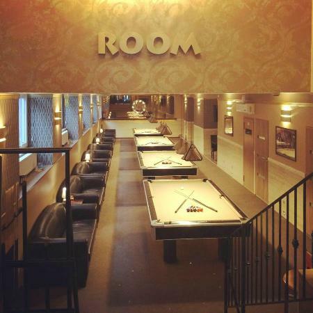 ROOM Pool & Bar & Lottery