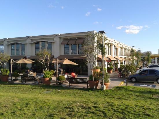 Shopping Boulevard Lacador