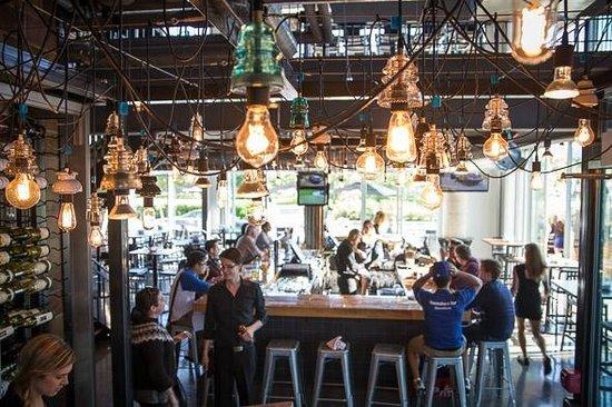 Hunters Landing Bar Grill Hub Restaurant