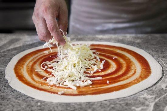 Due Amici Pizzeria