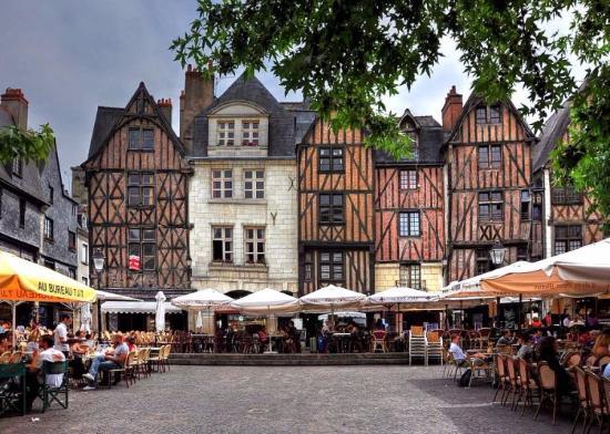 Plaza Plumereau