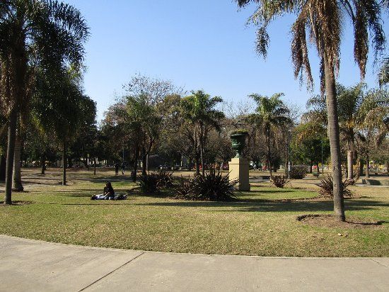 Plaza Irlanda