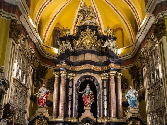 Church of Santa Isabel de Portugal