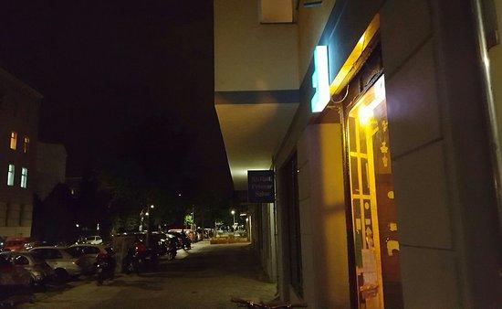 F Bar