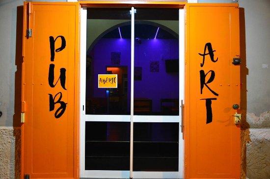 Pub Art