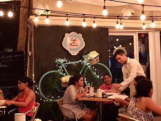 Café Con Gracia
