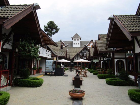 Centro Comercial Cadij