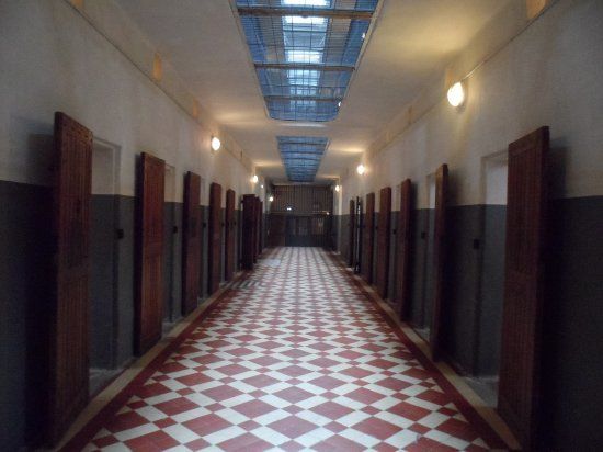 Montluc prison