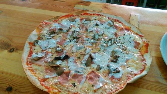 Pizzeria La Traviata