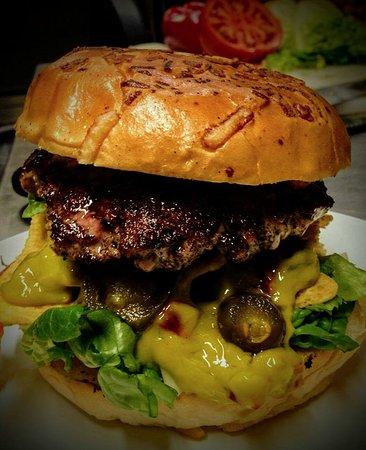 Munchies Smokehouse and Bar