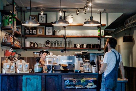 Broomwagon Coffee and Bikes