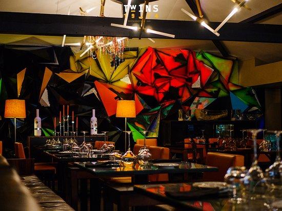 Restaurante & Bar Twins 19-74