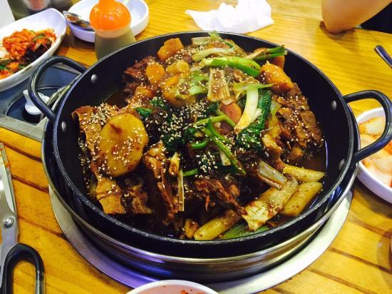 Mt. Geumgang Pork Back-Bone Stew