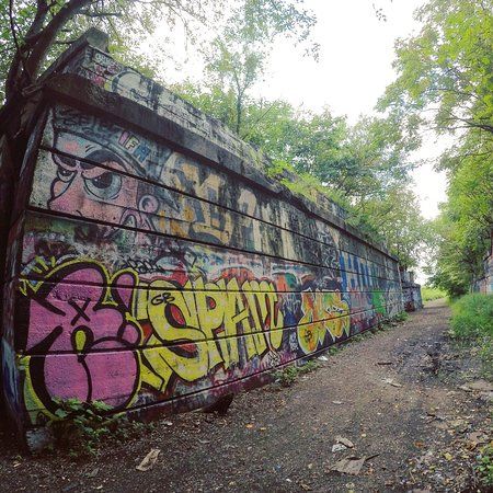 Graffiti Pier