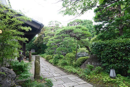 Hikarigaoka Museum of Art