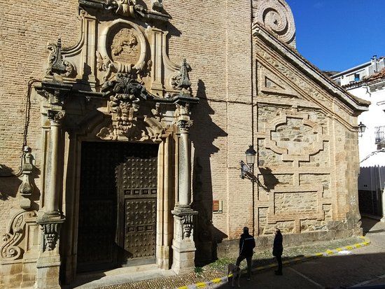 Iglesia De La Santisima Trinidad