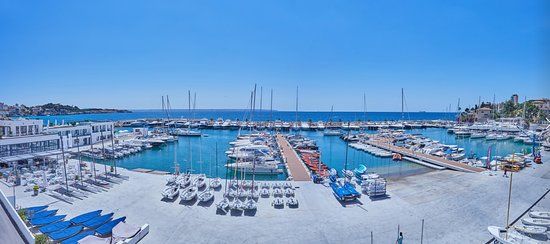 Port Calanova