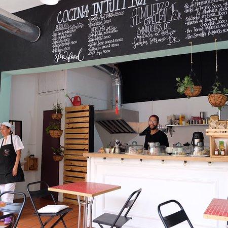 Bun Di Cafe Bistro