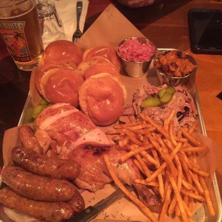 Linus' BBQ and Chicken