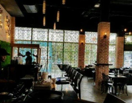 Duo Restaurant Lounge