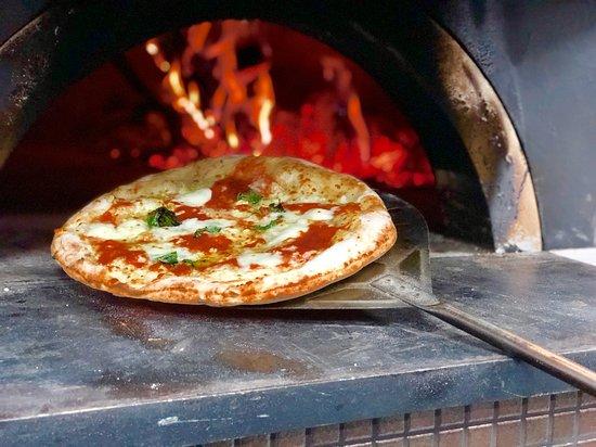 Capishe: Real Italian Kitchen