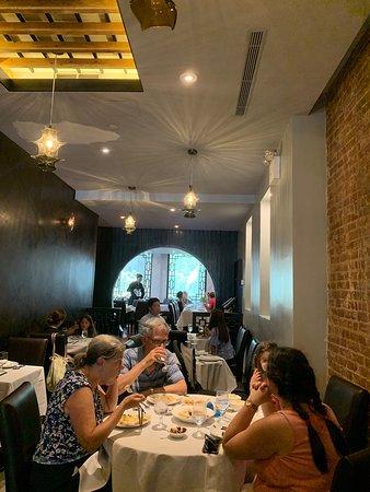 Tri Dim West Restaurant and Bar