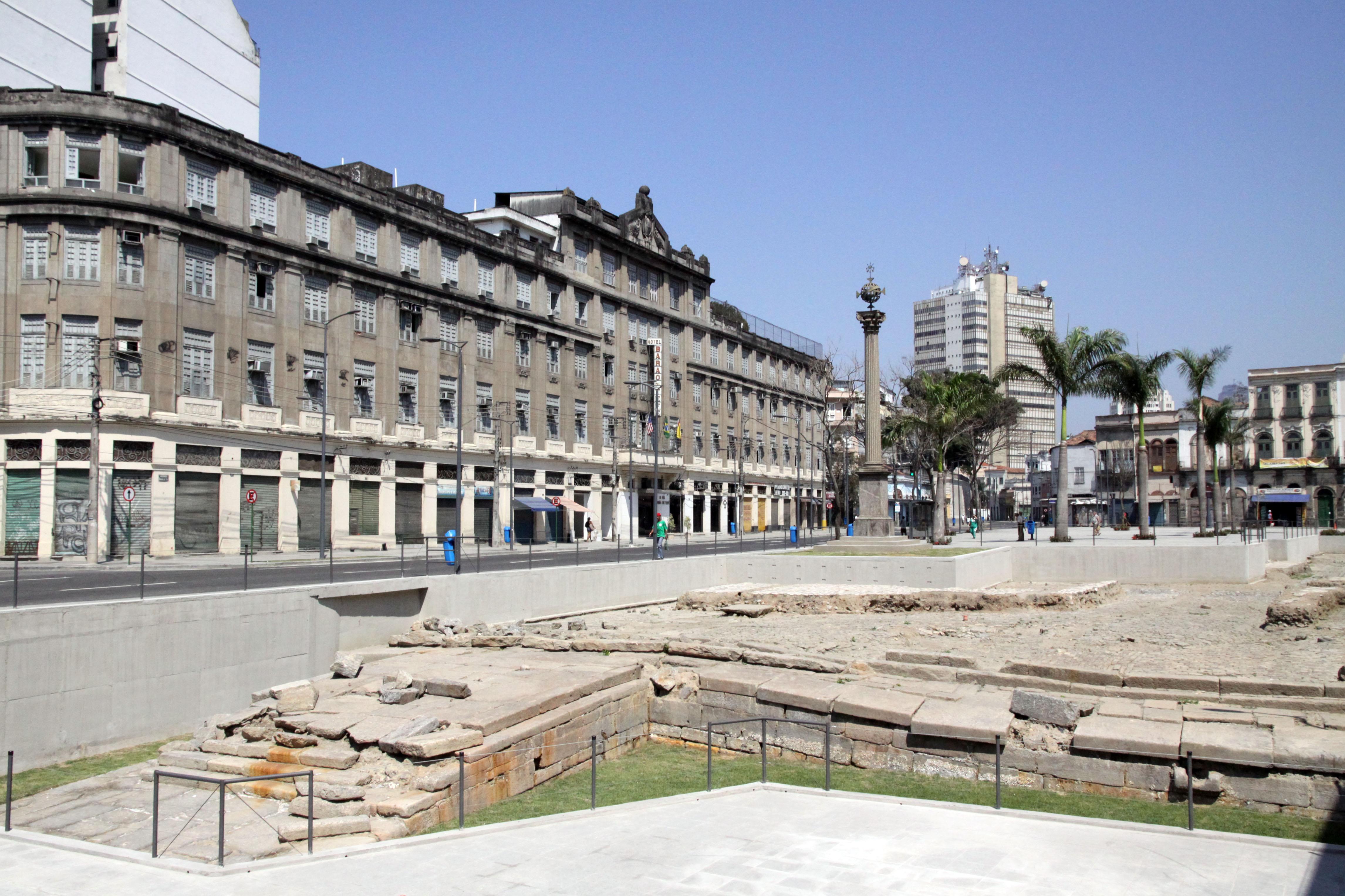 Cais do Valongo