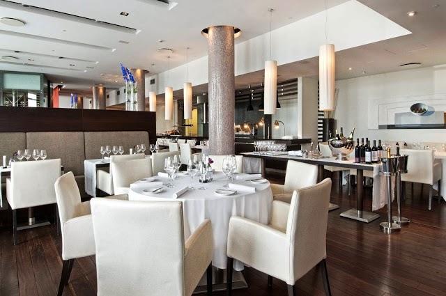 VOX Brasserie & Bar
