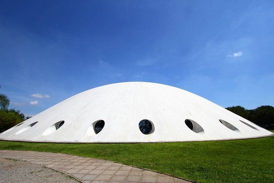 Pavilhão Lucas Nogueira Garcez
