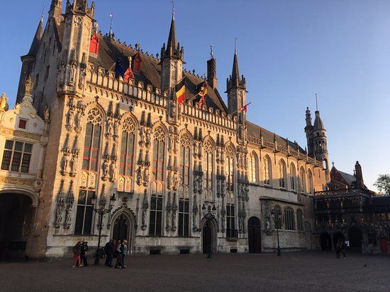 Burg Square