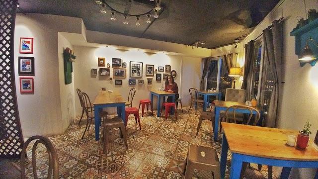 Mona cafe