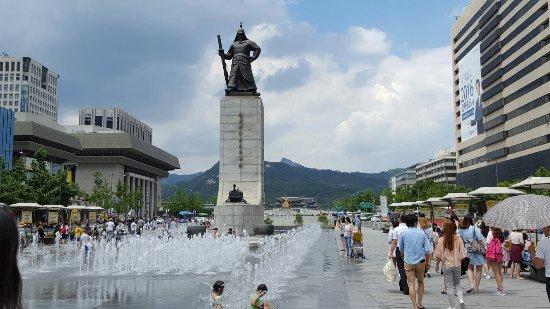 Praça Gwanghwamun