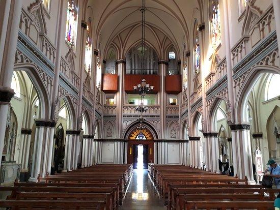 Basílica Nossa Senhora de Lourdes