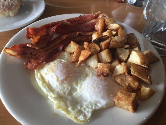 The Overland Tap and Kitchen