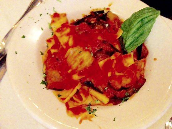 Arturo's York Ave