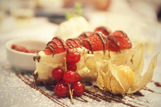 Retro Food & Wine