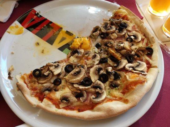 La Bella Pizza