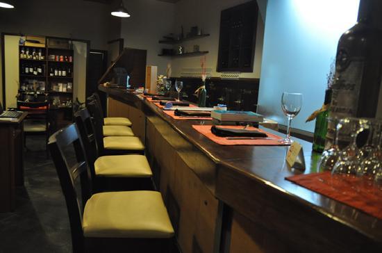 Corchos Bistro y Boutique de vinos