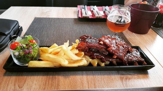 R&B Food 'House of ribs'