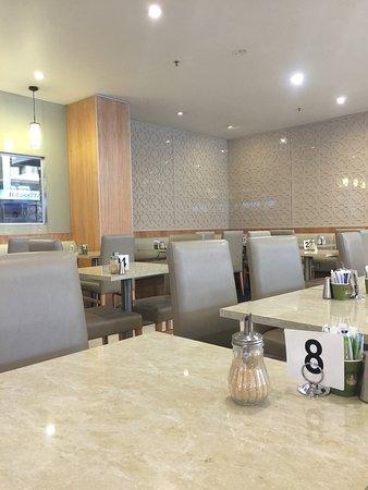 Cafe Mia