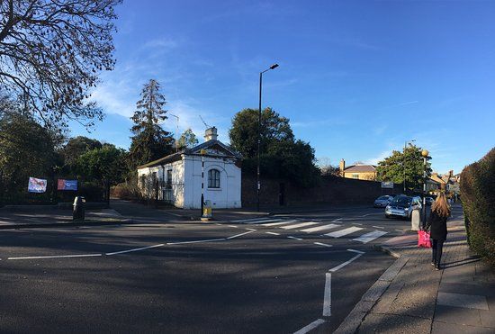 Estación de metro Ravenscourt Park