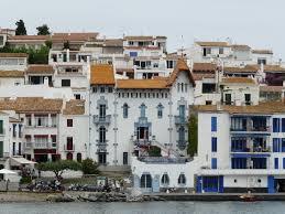 Casa Serinyana