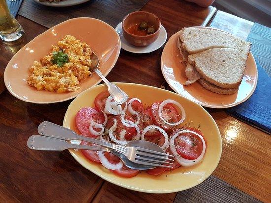 Tapas o Destapas