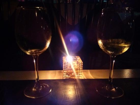 Mandarina's Cafe Pizza y Champagne
