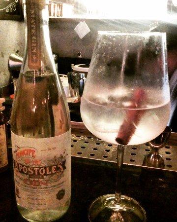 Garoa Bar Lounge