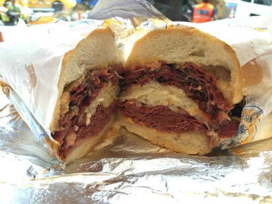 Lenny's Sub Shop